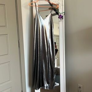 Gianni Bini metallic midi dress